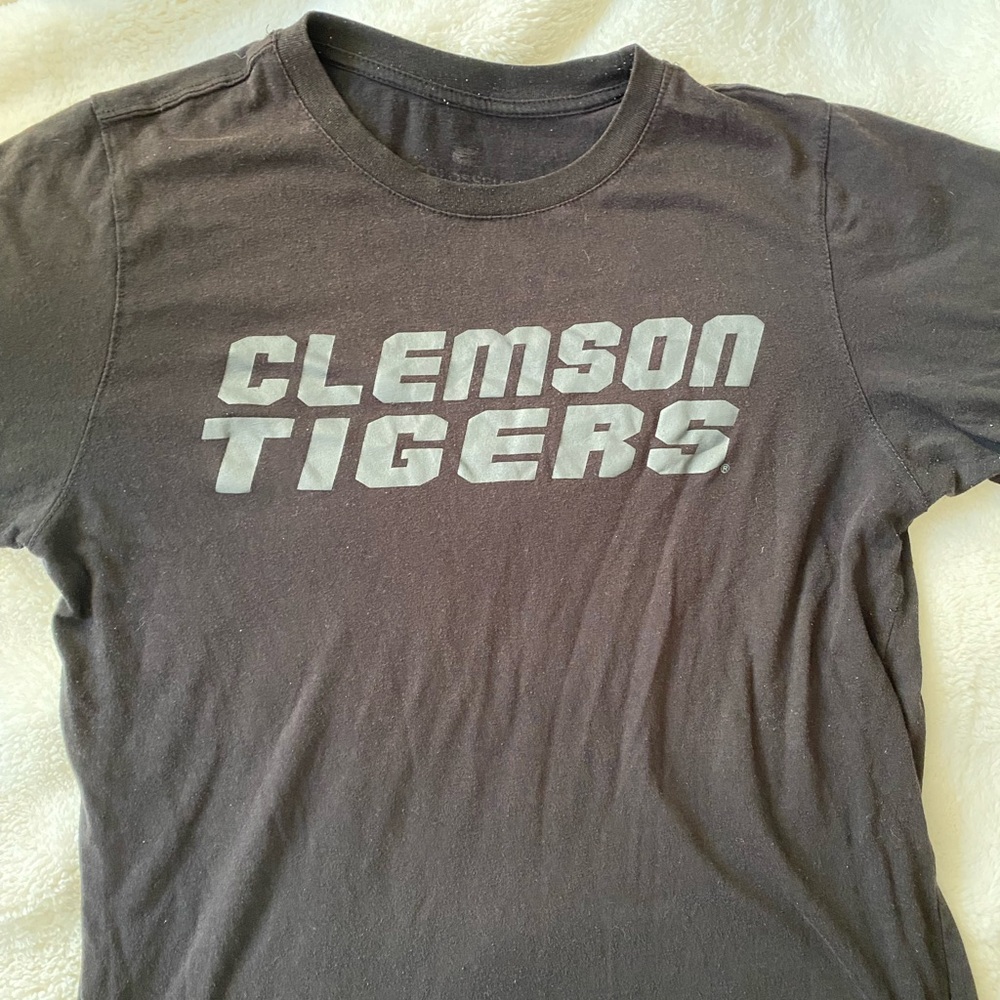 Men’s Clemson Shirt